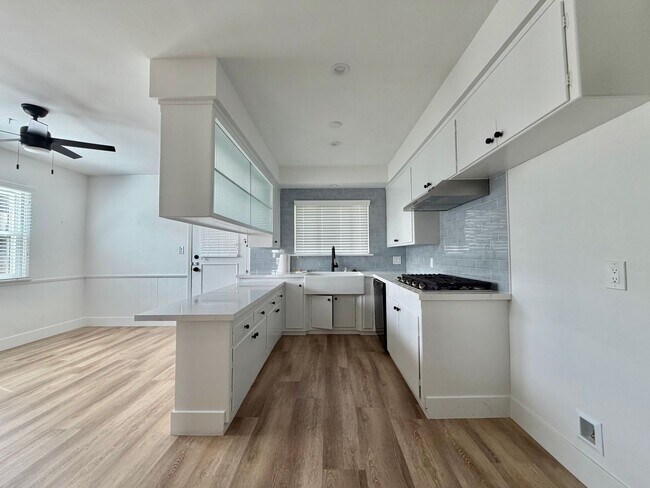 Building Photo - Recently Renovated 2BD Home in El Segundo with Large Backyard & 2-Car Garage