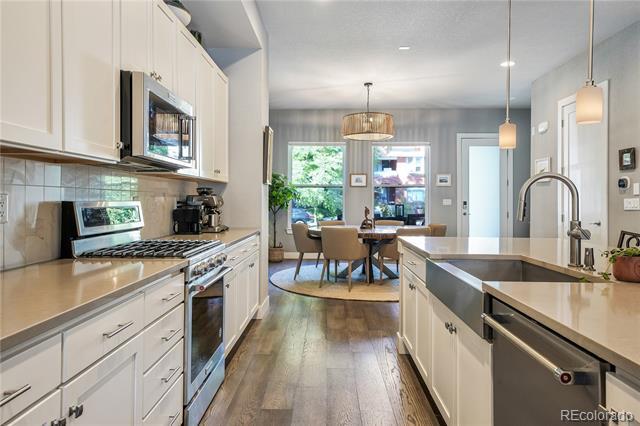 Building Photo - 1364 Vine St