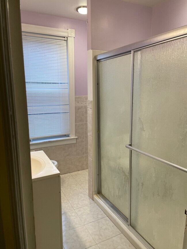 Building Photo - 924 Fulton St