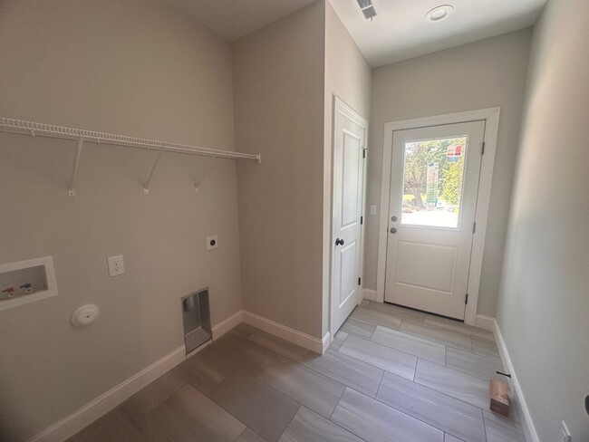 Building Photo - New Construction 3 Bedroom Home