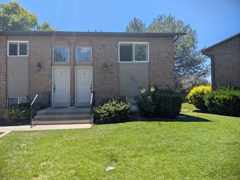 Building Photo - 1445 N Amiron Way