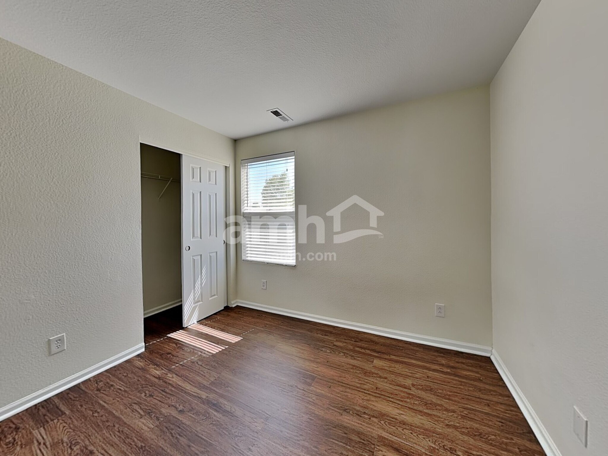 Building Photo - 20 Shenandoah Way