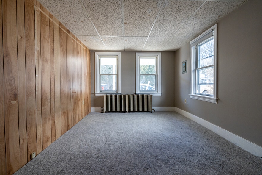 Bedroom 2 - 138 Sanders Rd