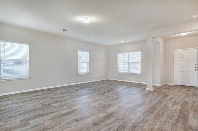 Building Photo - 3207 Tilmon Ln.
