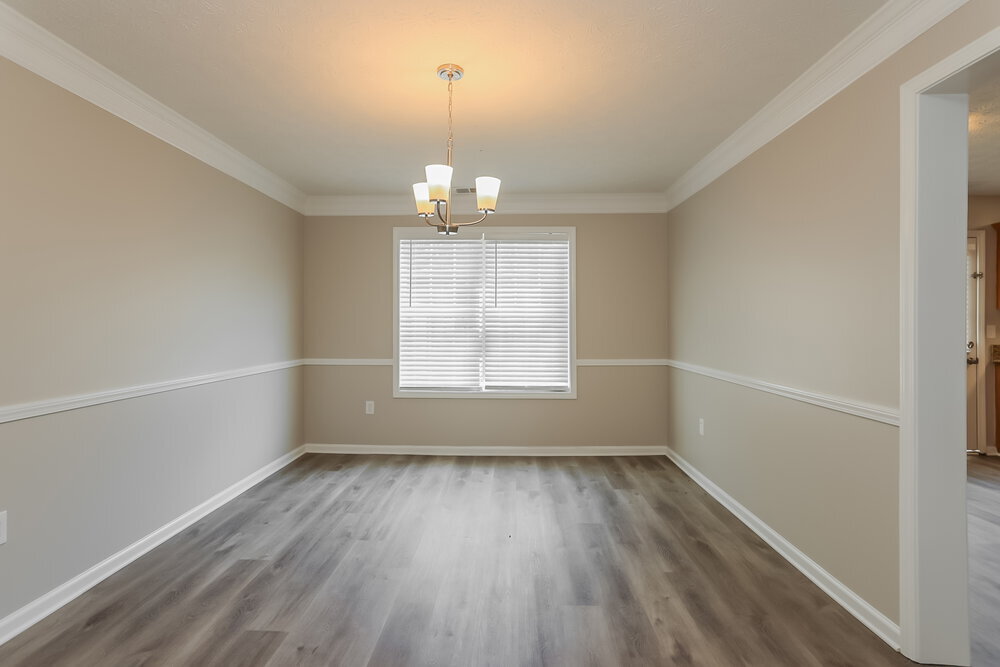 Building Photo - 733 Sinclair Way