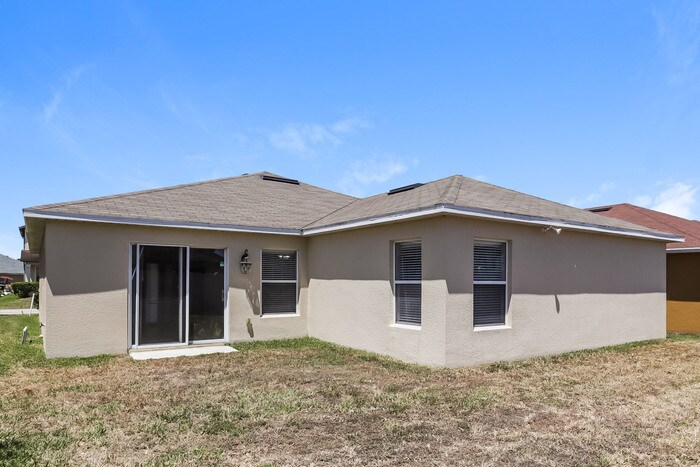 Building Photo - 3044 Park Ridge Ave