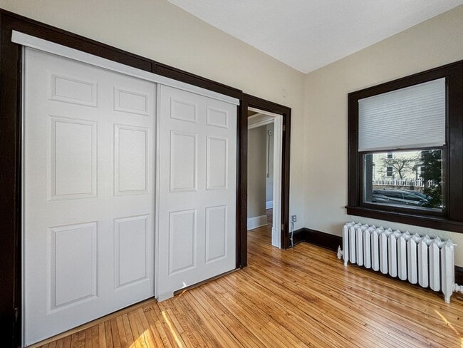 Building Photo - 1019 W 31st St