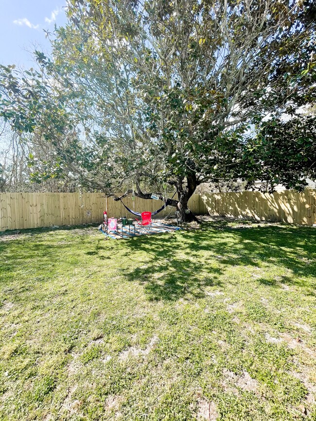 Building Photo - 1729 Shellfish Dr