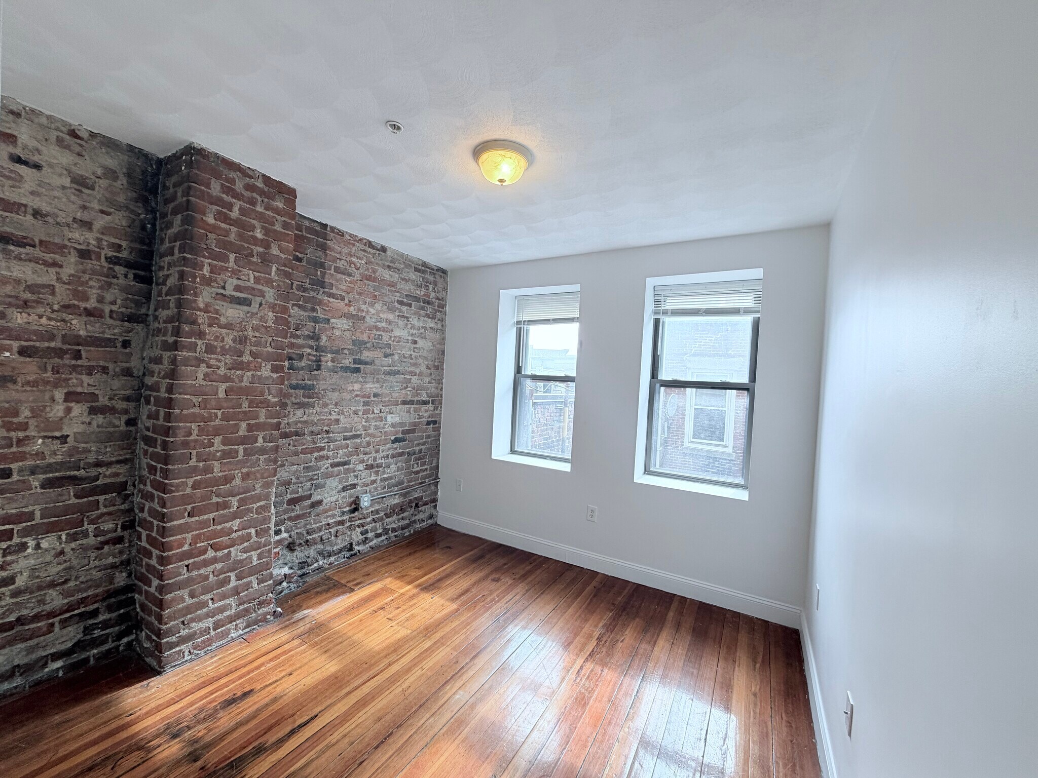 Building Photo - 179 Winnisimmet St