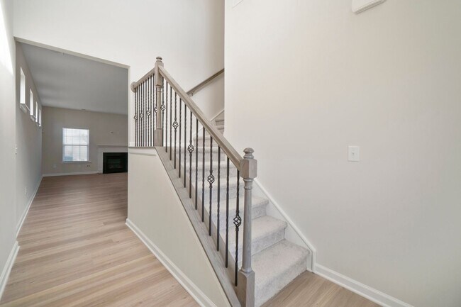 Building Photo - This 3-Year-Old Home with 4 Bedroom 2.5 Baths