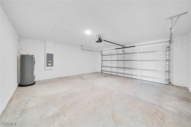 Building Photo - 3010 11th St SW