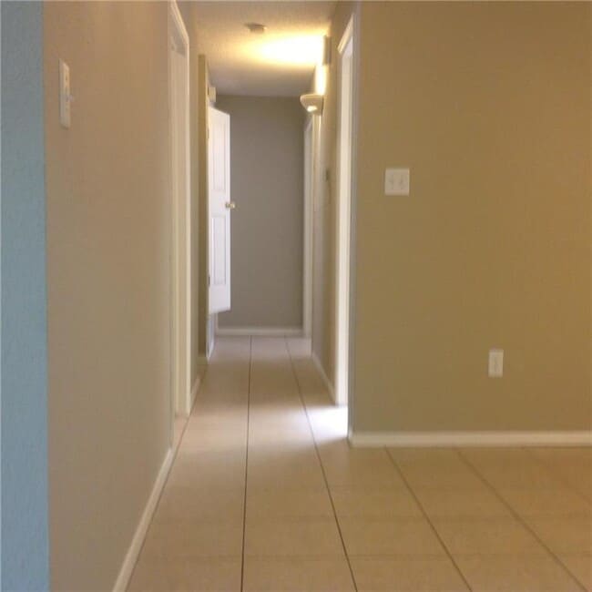 Building Photo - 7532 Le Conte Dr