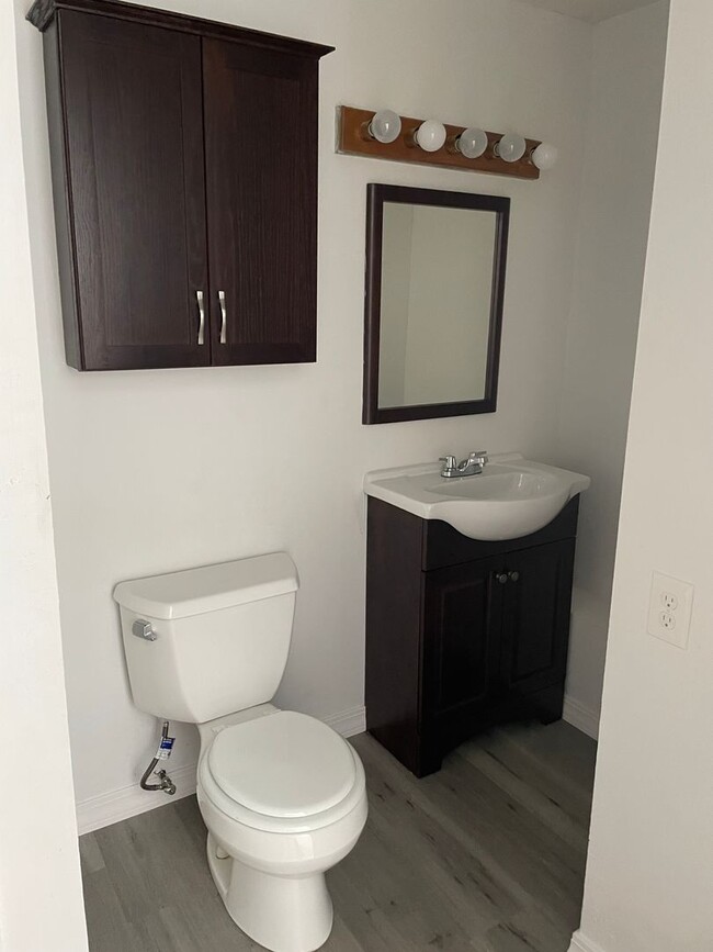 Building Photo - House for Rent!!