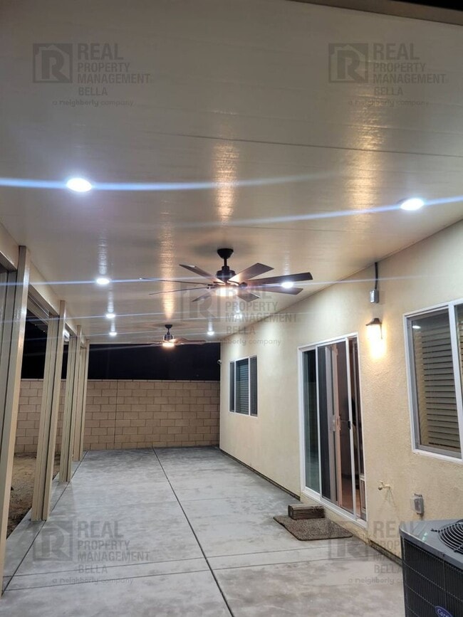 Building Photo - Spacious Corner Lot Home in Desirable Winchester Community – 3 Bed + Office + Large Backyard!