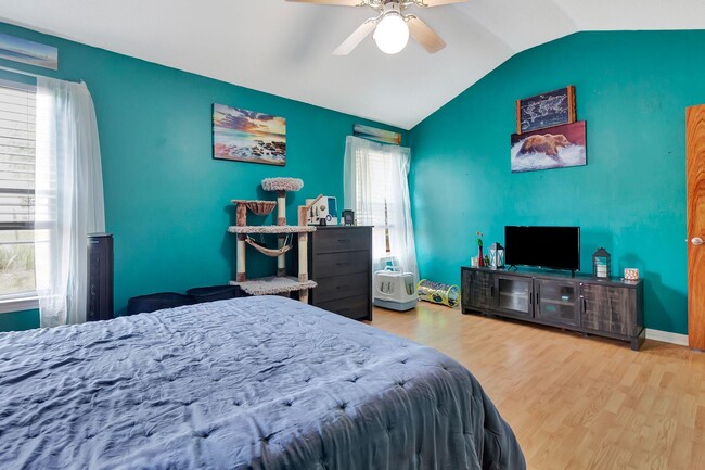 Building Photo - 3613 Burton Cir