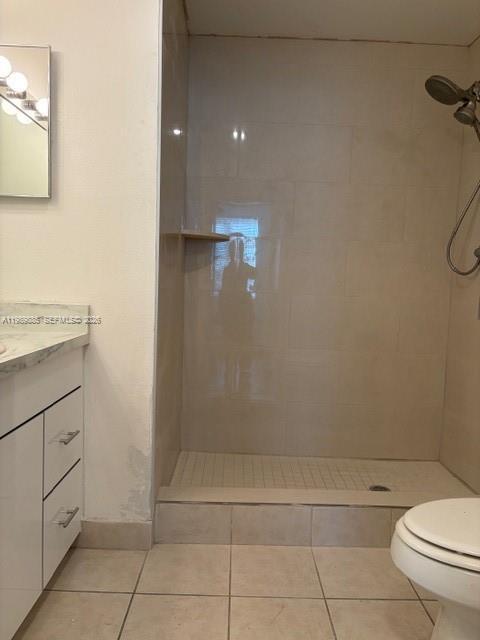 Building Photo - 8000 N Nob Hill Rd