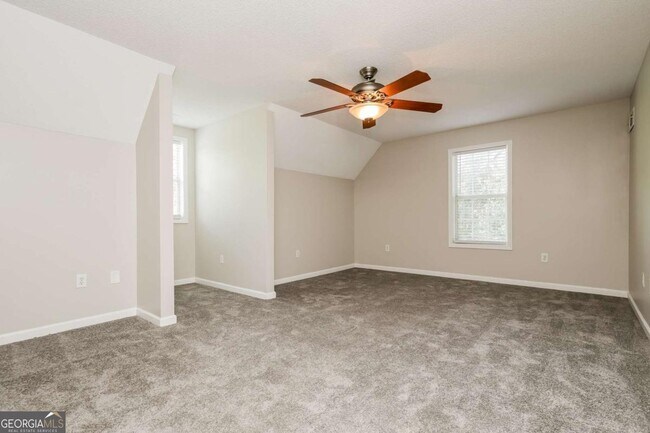 Building Photo - 169 Hayes Cir
