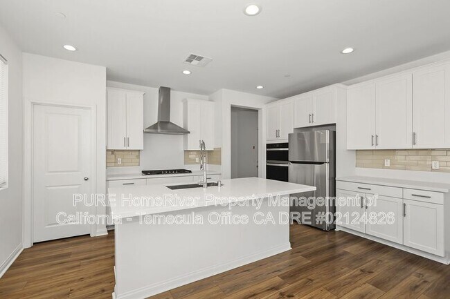 Building Photo - 4237 Ladrillo St