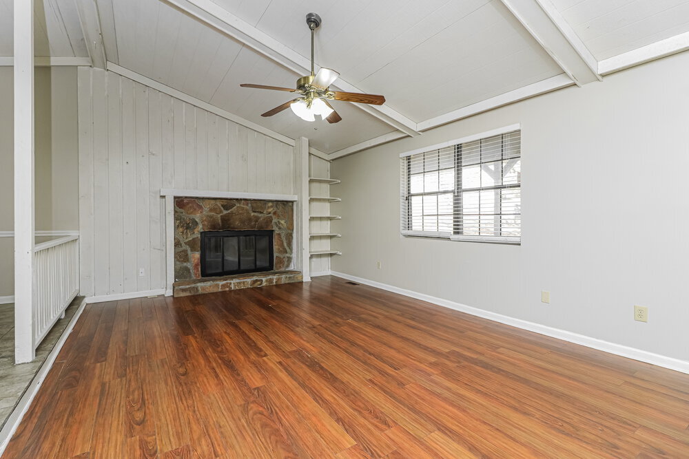 Building Photo - 4035 N Quail Dr