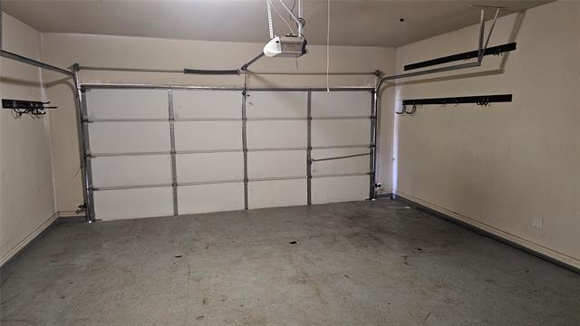 Building Photo - 3049 Trinity Lakes Dr