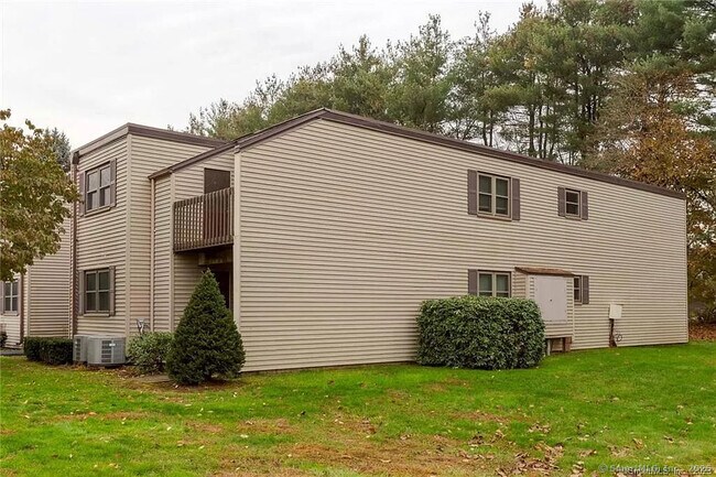 Building Photo - 612 Twin Circle Dr