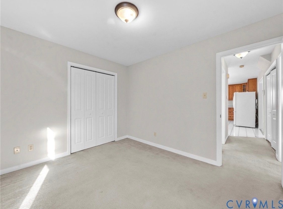 Building Photo - 13706 Danbury Dr