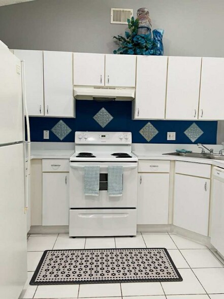 Building Photo - 849 Woodsong Way
