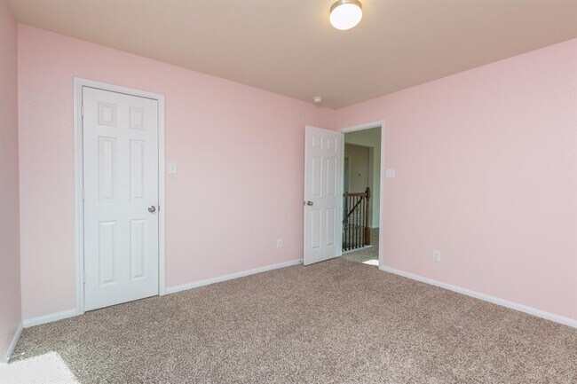 Building Photo - 12318 Leafy Arch Way