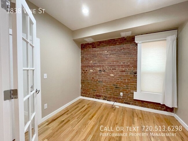 Building Photo - 1838 Vine St