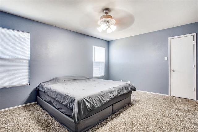 Building Photo - 5005 Village Stone Ct