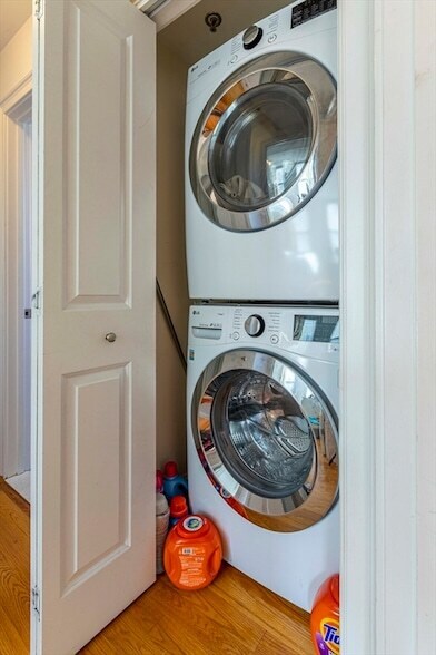 Building Photo - 535 Cambridge St