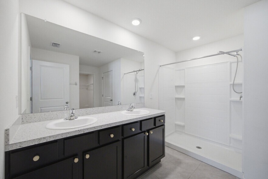 Building Photo - 2812 Gumbo Limbo Dr