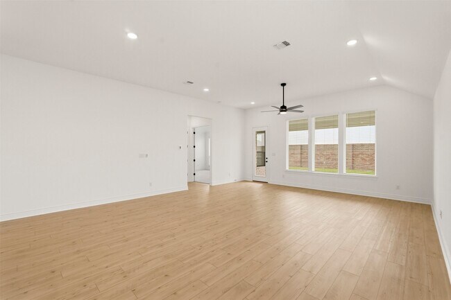 Building Photo - 25234 Bamburgh Dr