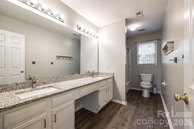 Building Photo - 8530 Walsham Dr