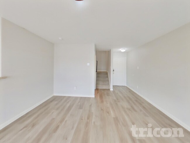 Building Photo - 2902 Hypatia Meadow