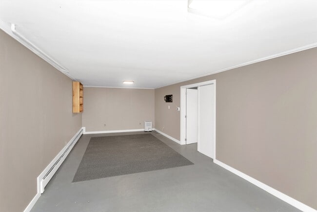 Building Photo - 47 Campbell Dr