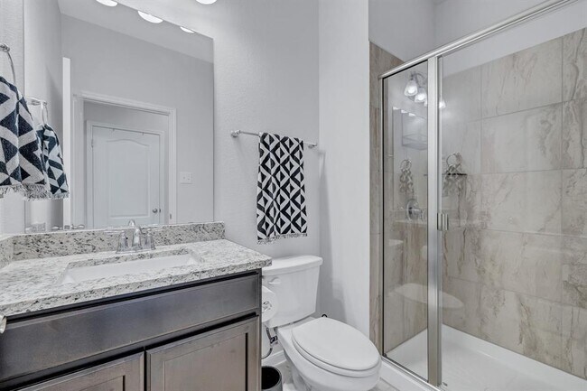 Building Photo - 717 Friar Tuck Dr