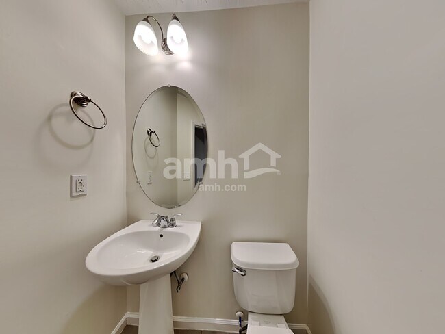 Building Photo - 159 Holly Mill Village Dr