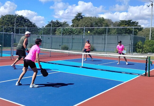 Building Photo - 3404 Bimini Ln