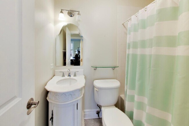 Building Photo - 1701 N Crilly Ct