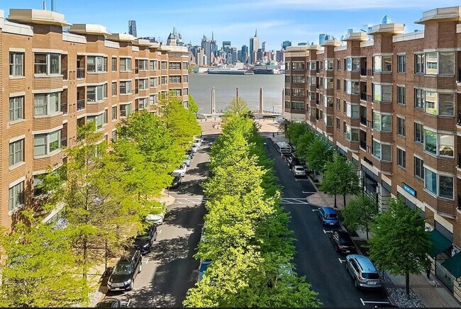 Building Photo - 20 Ave at Port Imperial