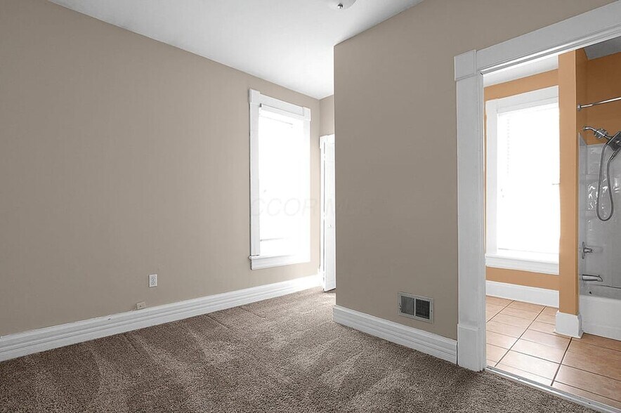 Bedroom #1 or Office w/ full bathroom - 328 W 1st Ave