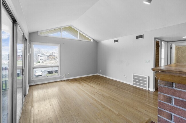 Building Photo - 101 Waldorf Pkwy