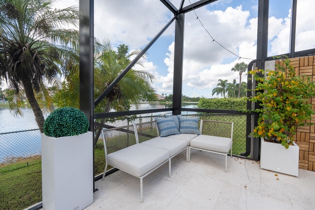 Building Photo - 18004 SW 20th St