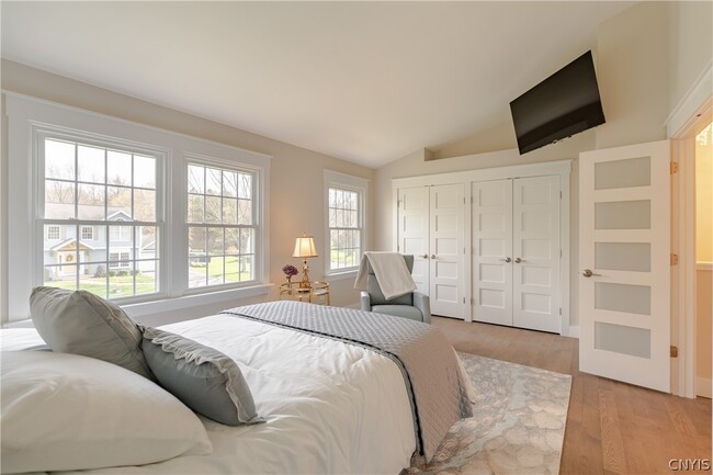 Building Photo - 8116 Verbeck Dr