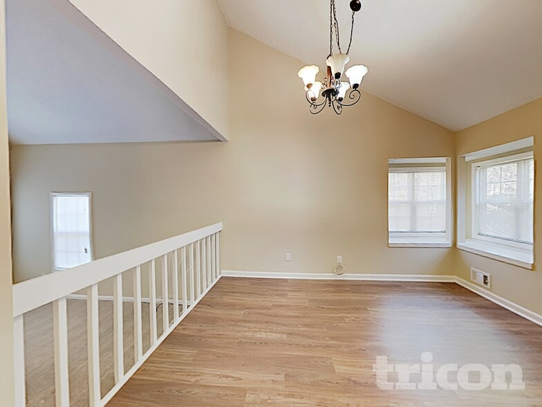 Building Photo - 4088 Valley Brook Rd