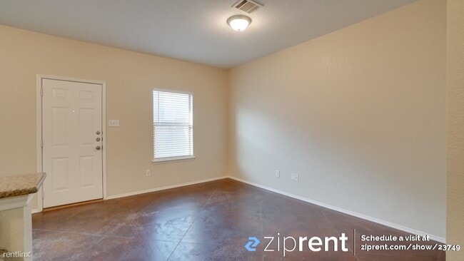 Building Photo - 3 br, 2 bath Townhome - 2340 Aldergate Dr,...
