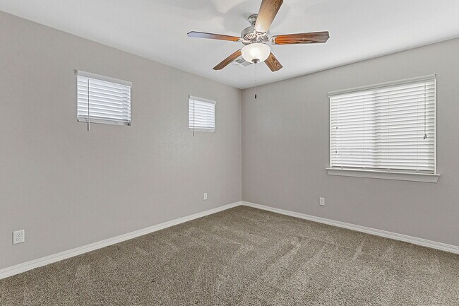 Building Photo - 229 Gonzalo Cir