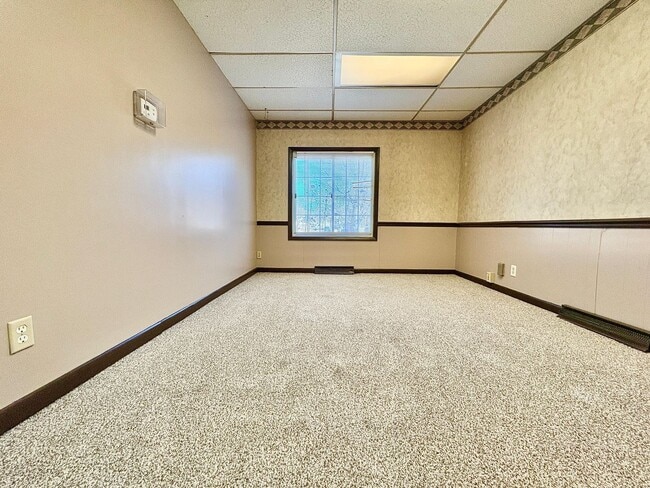 Building Photo - 2621 S Michigan St