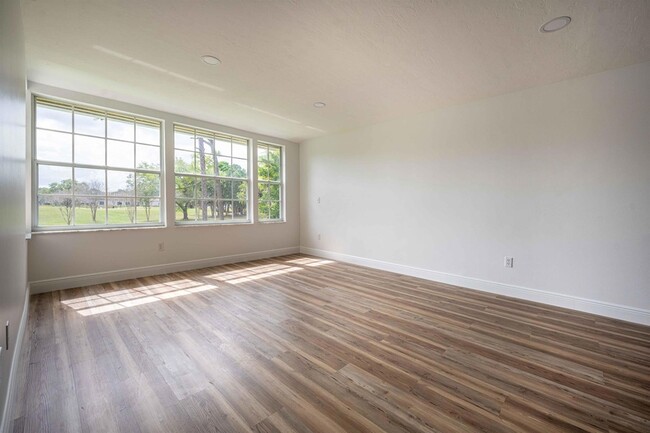 Building Photo - 1405 Palm Beach Trace Dr